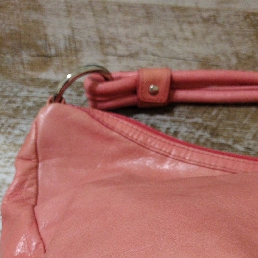 HOBO Pink Leather Hobo Bag with Curved Shape and Single Handle - Picture 6 of 14